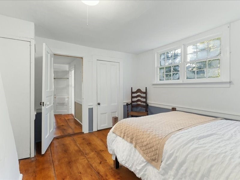 1015 Hortonville Rd, Swansea, MA, 1015 Hortonville Rd, Swansea, MA Photo #19