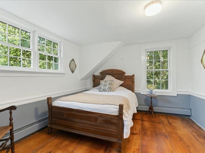 1015 Hortonville Rd, Swansea, MA, 1015 Hortonville Rd, Swansea, MA Photo #18