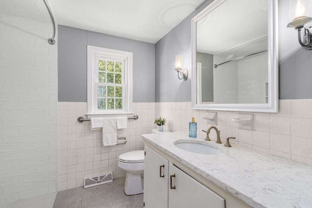 6 Shaker House Rd, Yarmouth, MA, 6 Shaker House Rd, Yarmouth, MA Photo #16