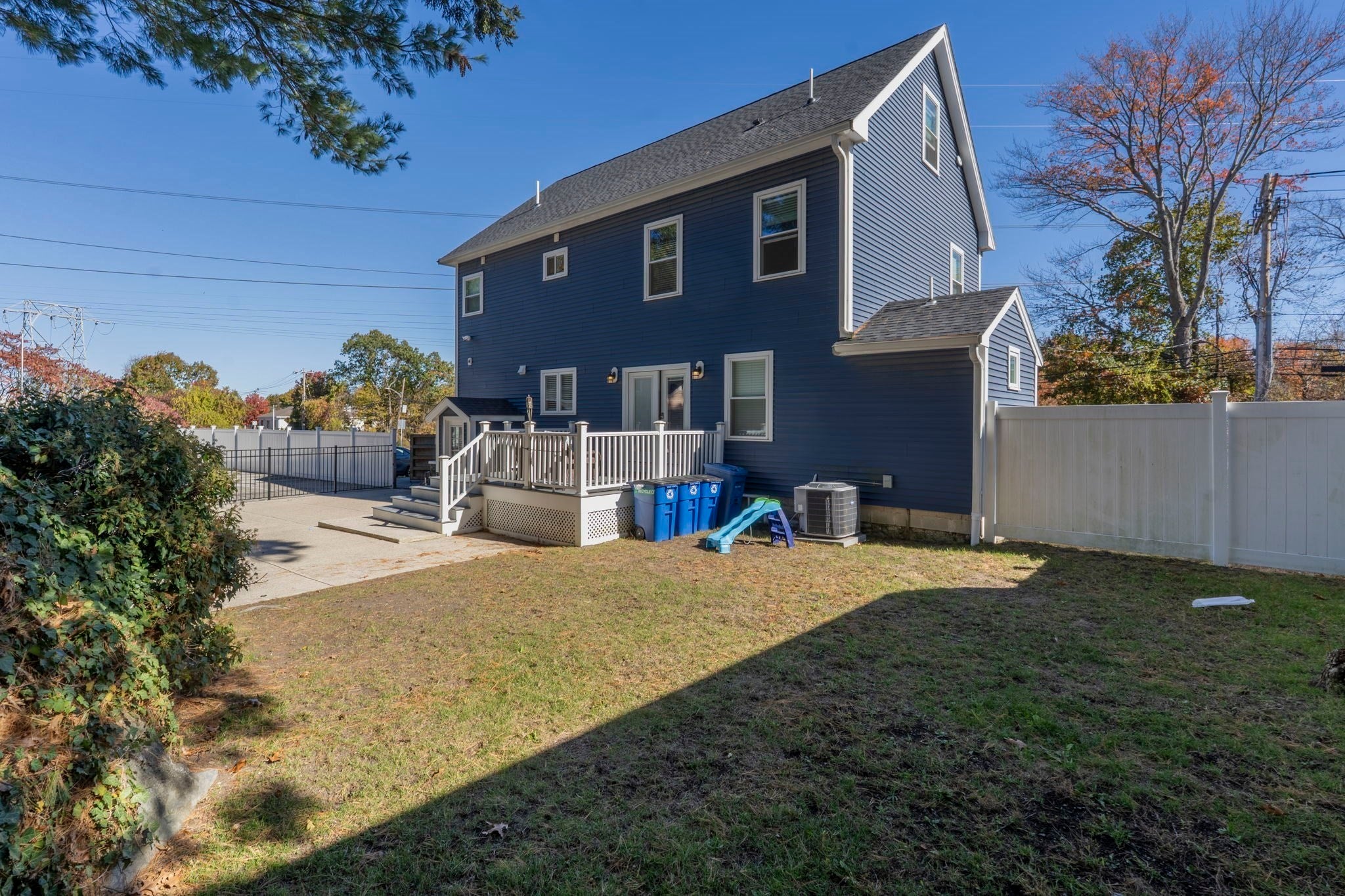 172 Montrose Ave, Wakefield, MA Photo #5