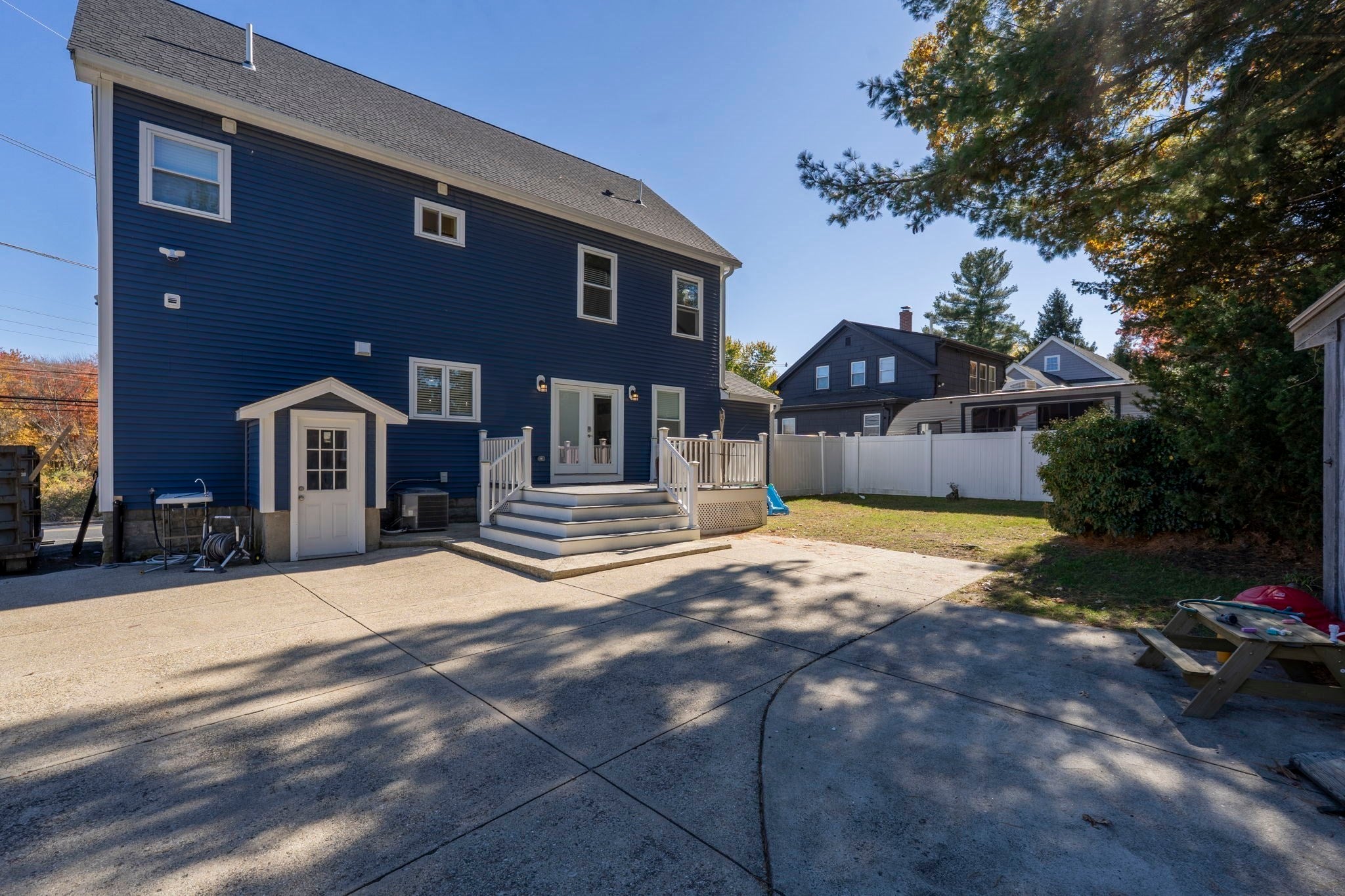 172 Montrose Ave, Wakefield, MA Photo #6