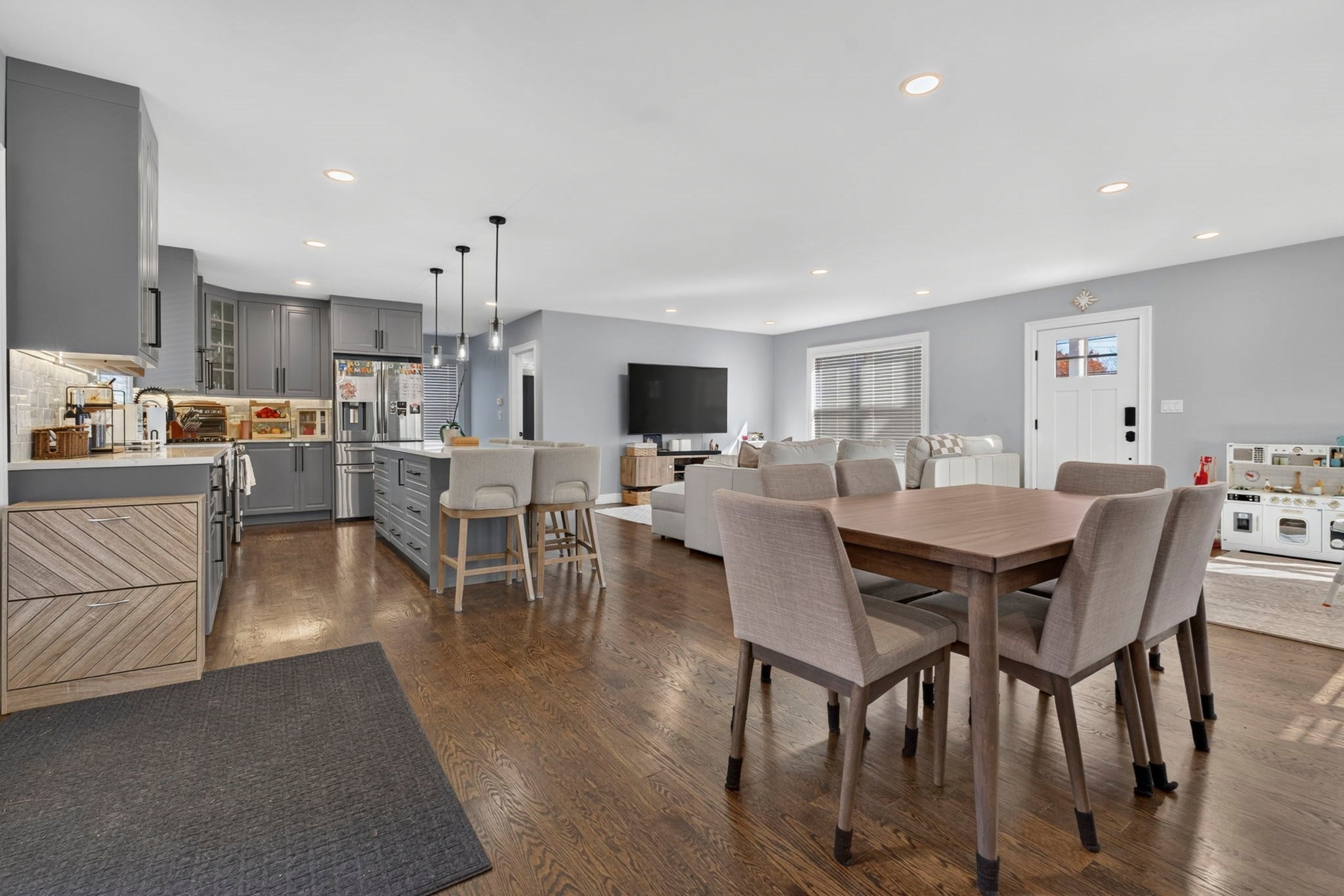 172 Montrose Ave, Wakefield, MA Photo #22