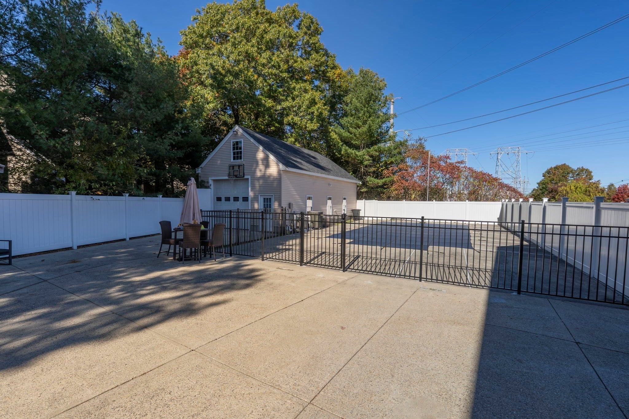 172 Montrose Ave, Wakefield, MA Photo #3
