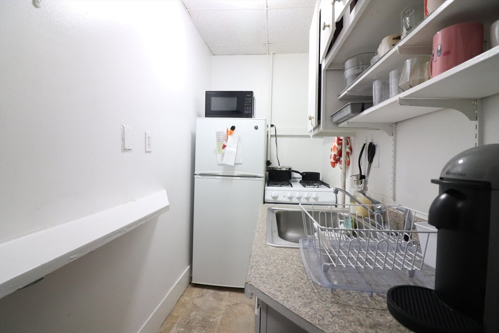 238 Hemenway Street 9