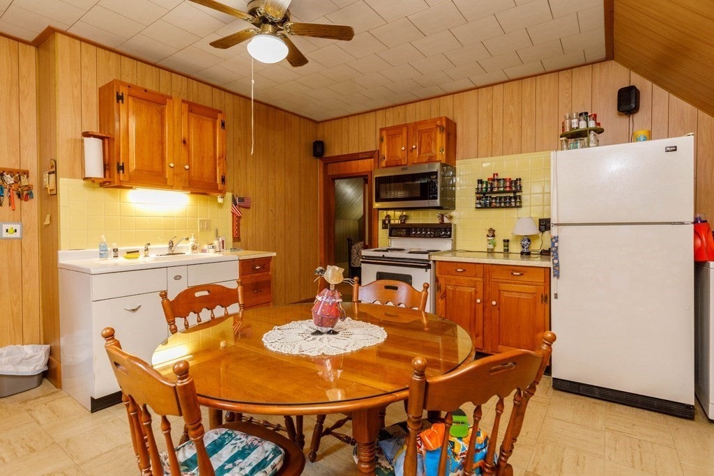 78 Greenwood Place, Gardner, MA Photo #10