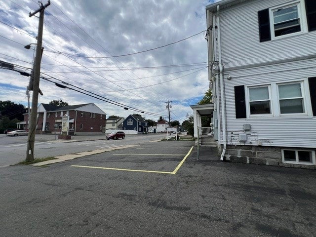 1535 Middlesex Street