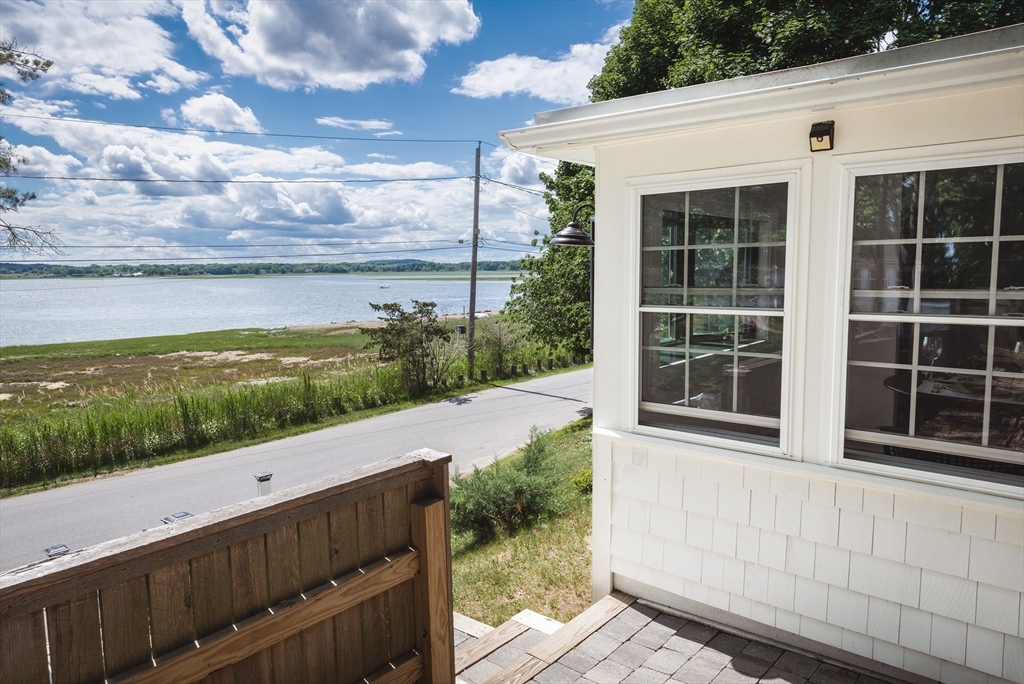 5 Eagle Hill Rd