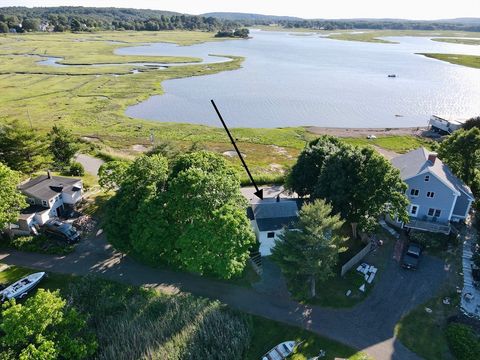 5 Eagle Hill Rd Ipswich MA 01938