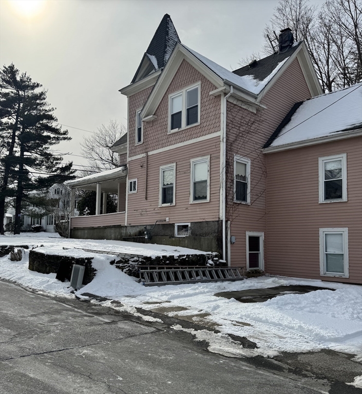 25 Hollis Ave