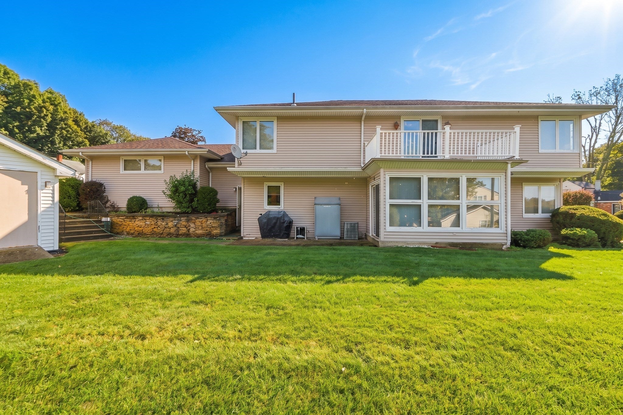 131 Valley Rd, Somerset, MA, 131 Valley Rd, Somerset, MA Photo #7