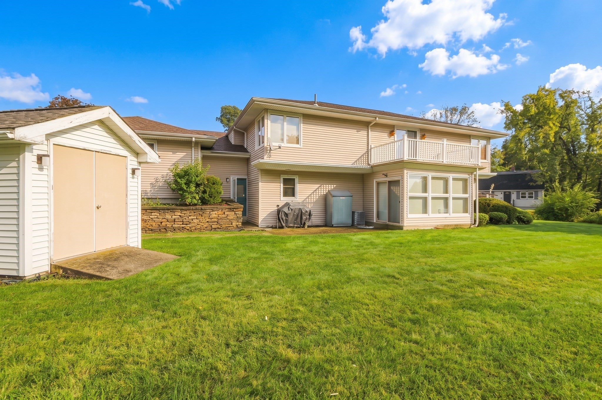 131 Valley Rd, Somerset, MA, 131 Valley Rd, Somerset, MA Photo #8