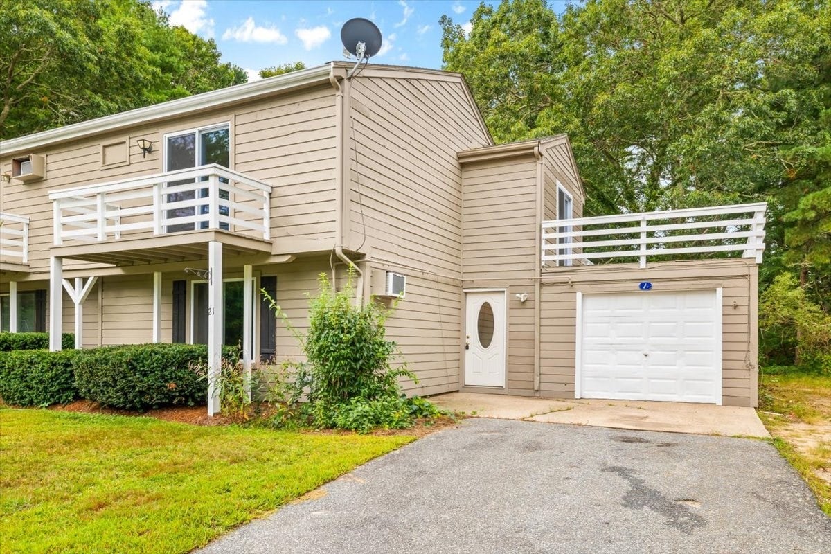 21 Surrey Ln #21, Bourne, MA, 21 Surrey Ln #21, Bourne, MA Photo #2