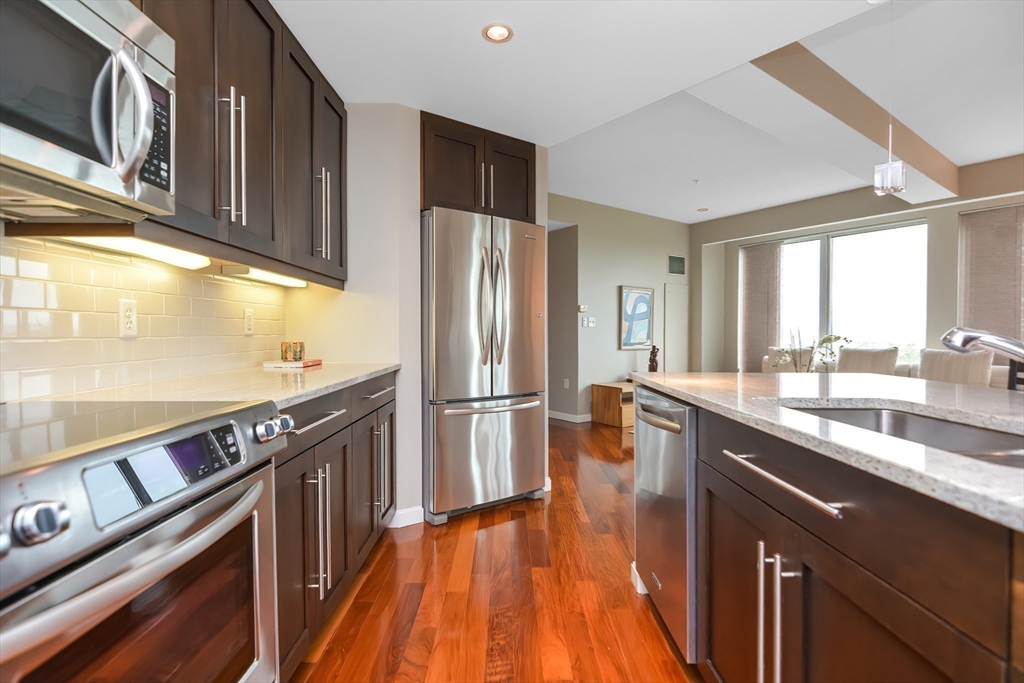 40 Nouvelle Way N749