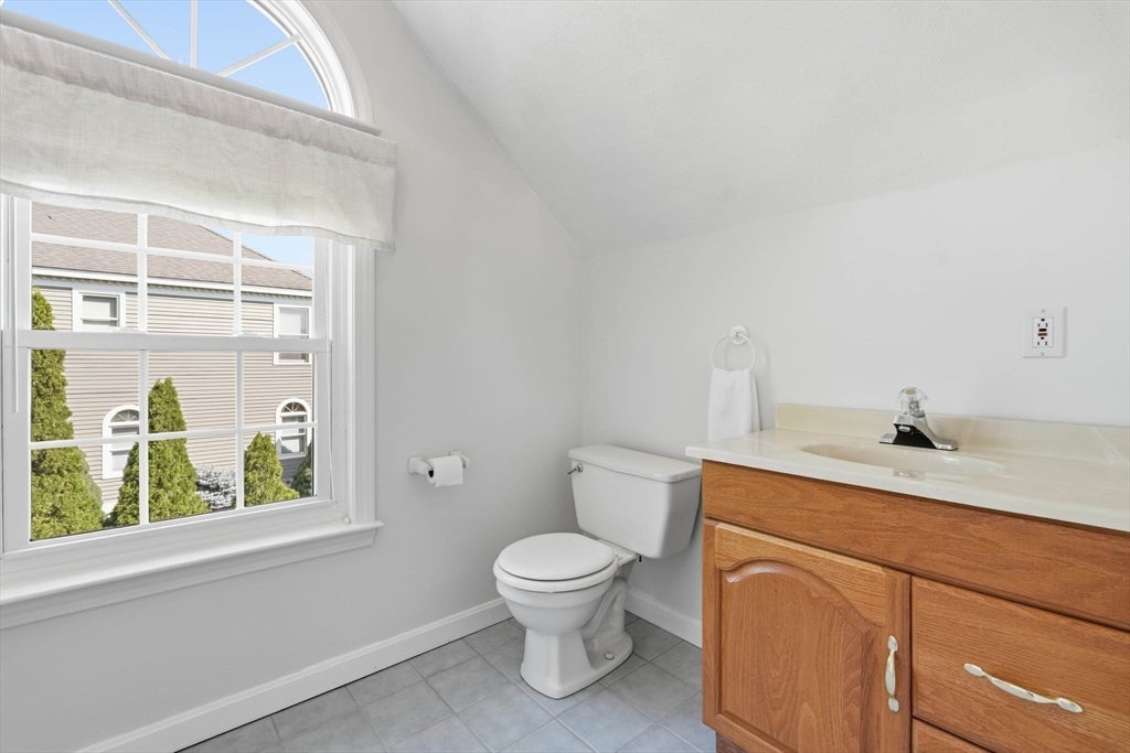 32 Hammersmith, Dr, Saugus, MA, 32 Hammersmith, Dr, Saugus, MA Photo #39