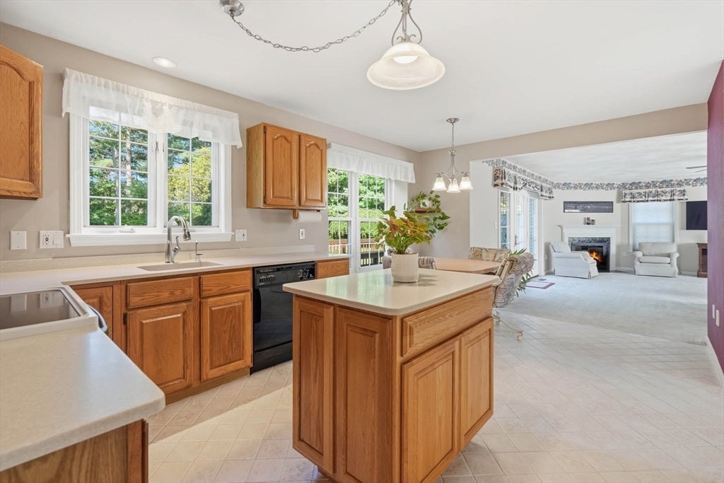 32 Hammersmith, Dr, Saugus, MA, 32 Hammersmith, Dr, Saugus, MA Photo #20