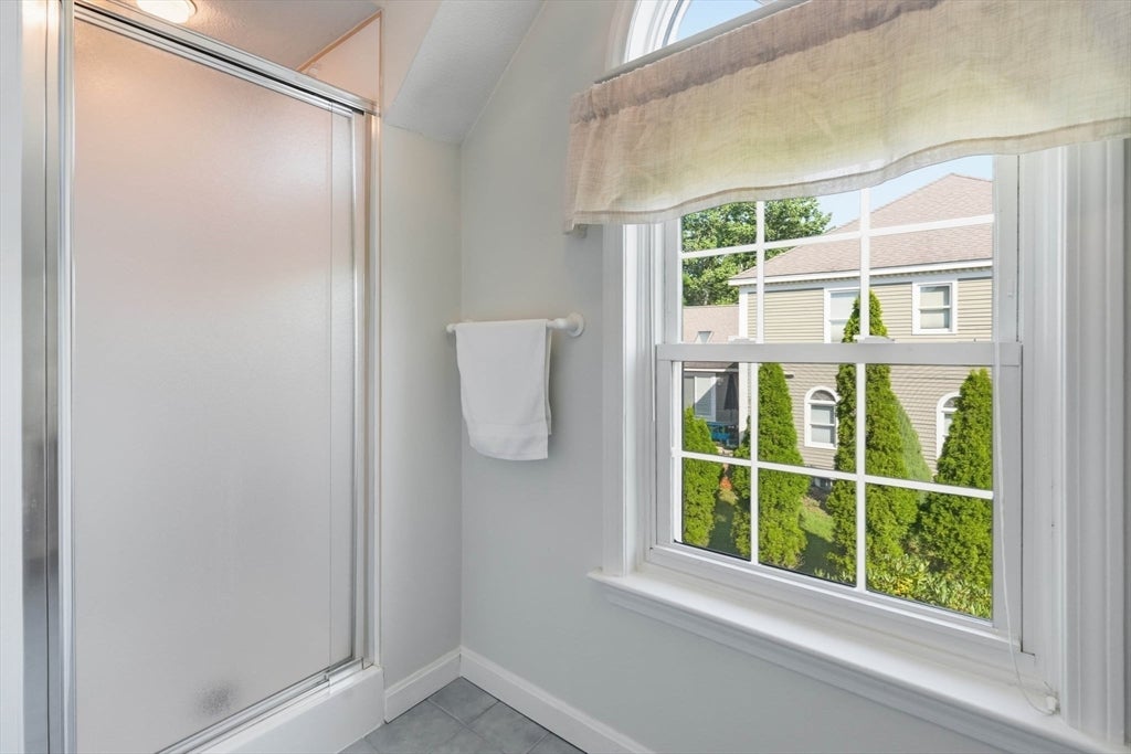 32 Hammersmith, Dr, Saugus, MA, 32 Hammersmith, Dr, Saugus, MA Photo #38