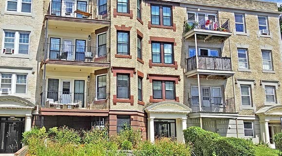 47 Englewood Ave