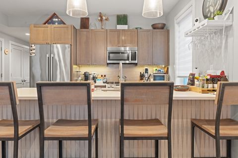 Photo of 6 Ashland St #3, Boston, MA 02122 (MLS # 73458258)