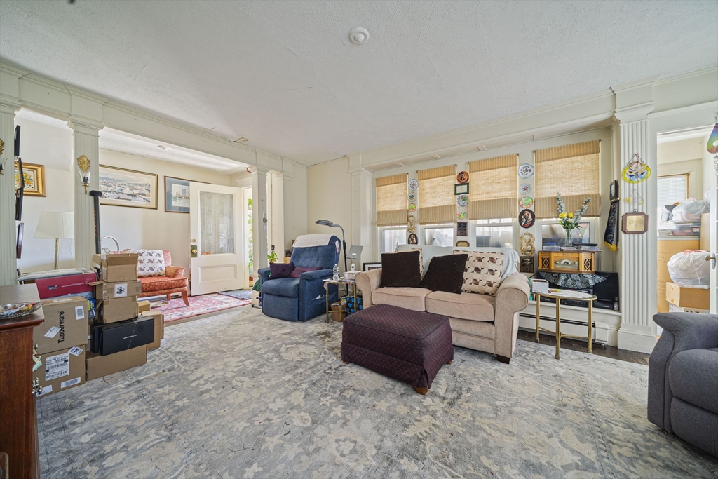 22-24 Beach St