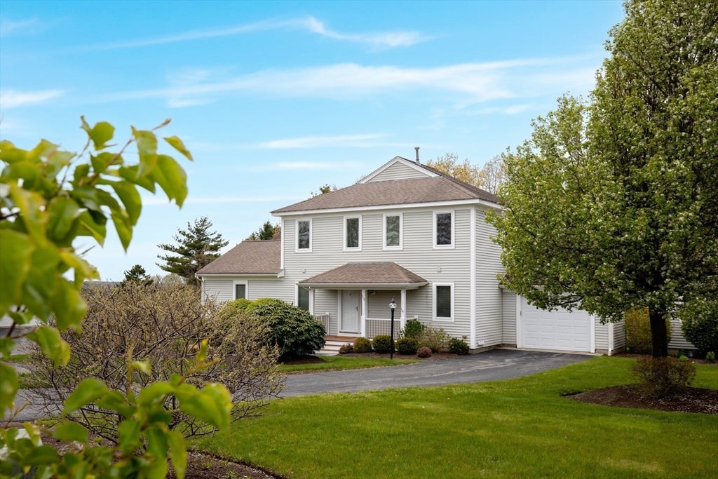 2 Beach Plum Ln E