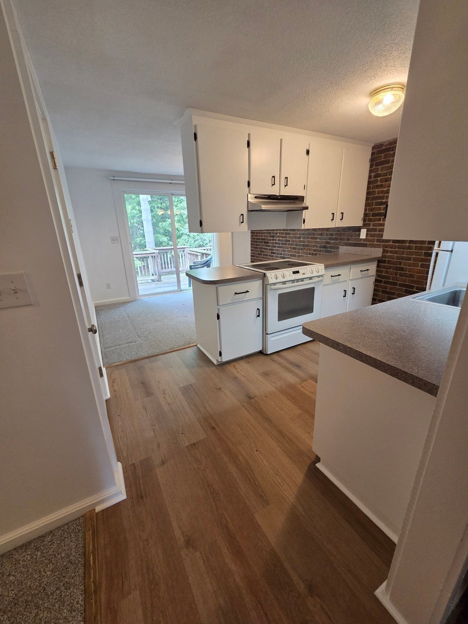 165 Norton Ave 5