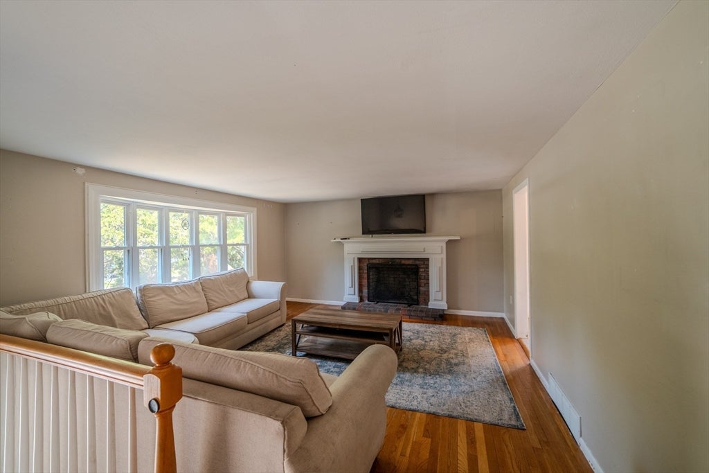 23 Gratto Rd