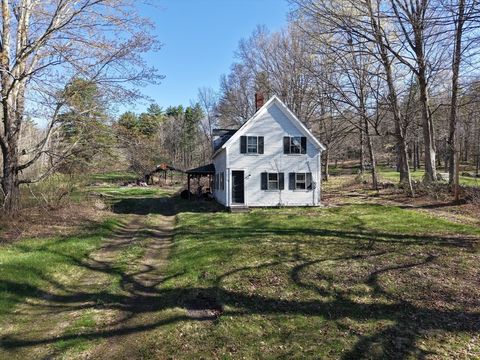Photo of 150 Kemp St, Groton, MA 01450 (MLS # 73505812)