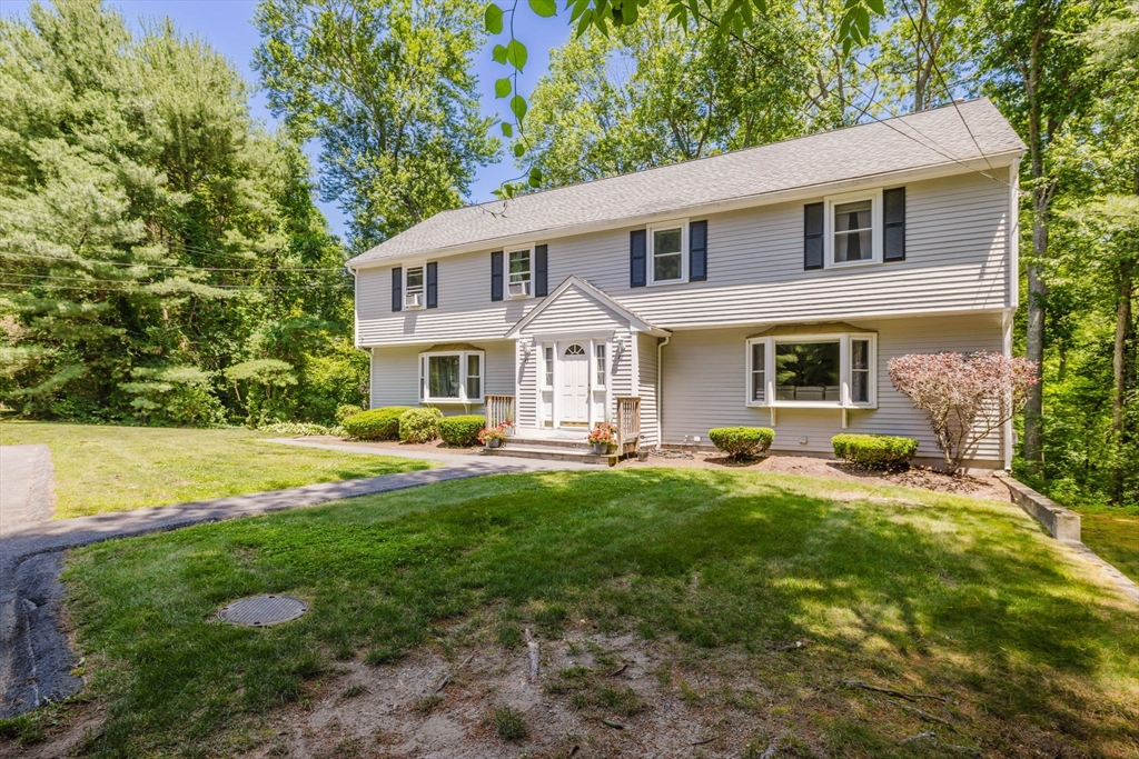44 Spruce Tree Ln 44