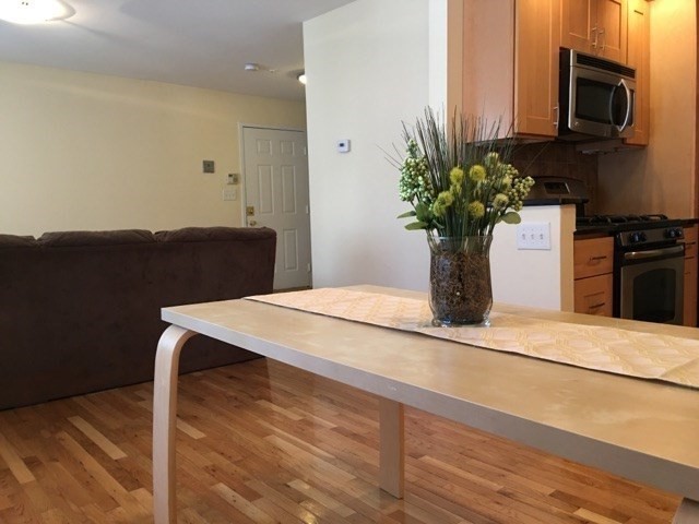 66 Saint James Street 209