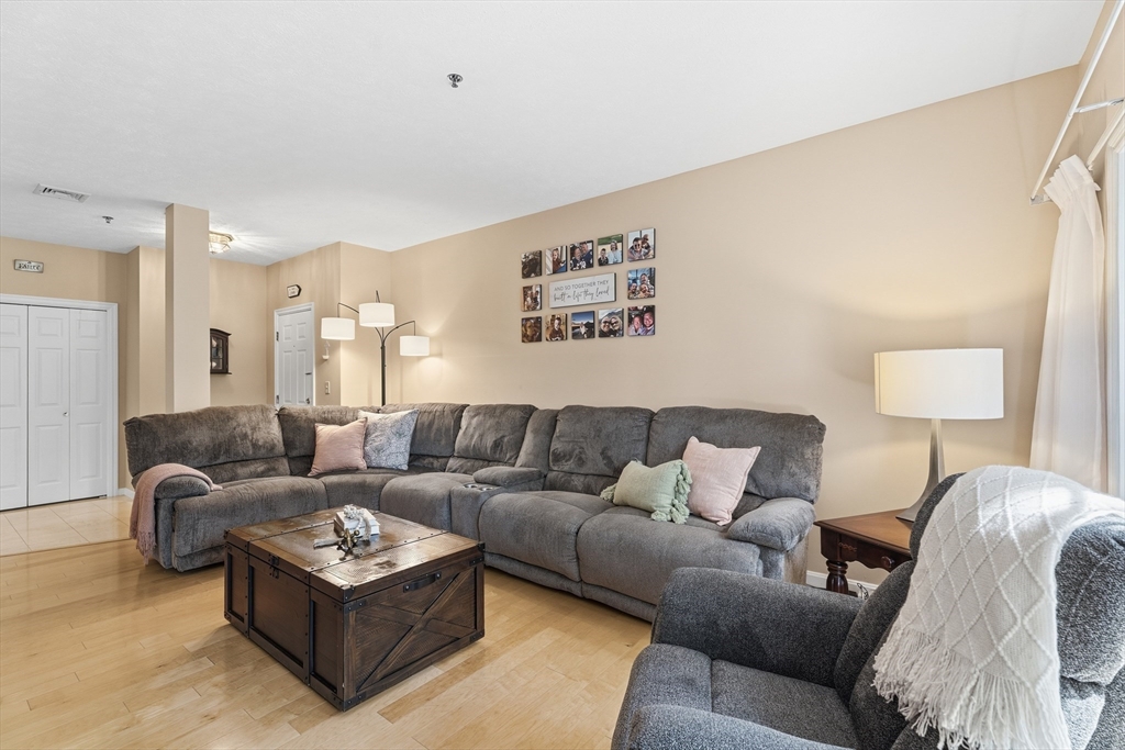 1 Riverview Blvd 1-006