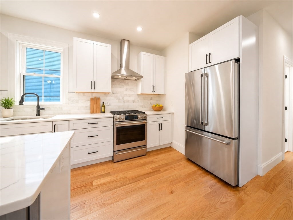 81 Gilman St #1, Somerville, MA Photo #3