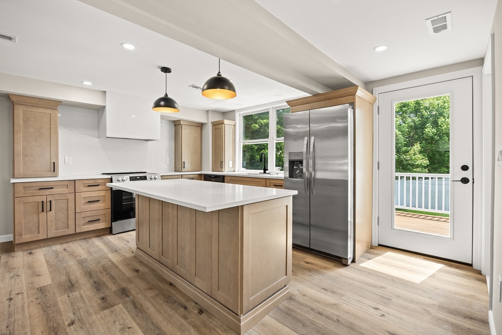 7 Somerville Ave
