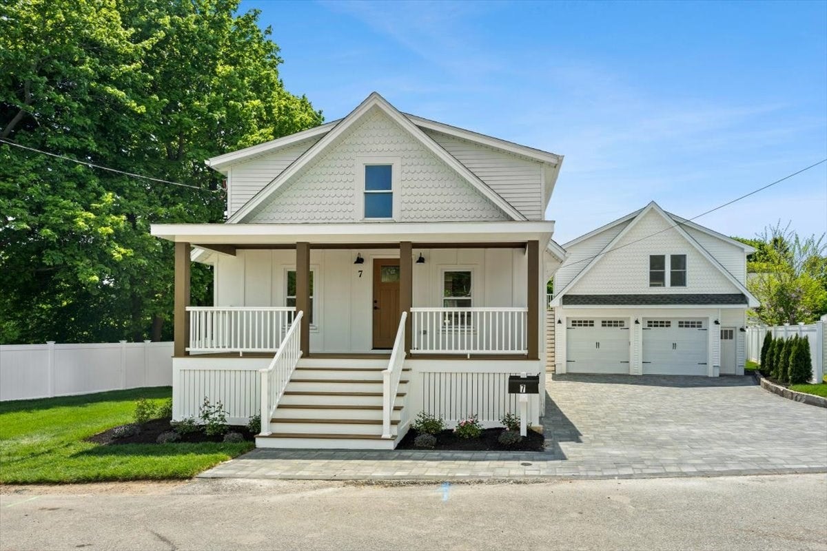 7 Somerville Ave