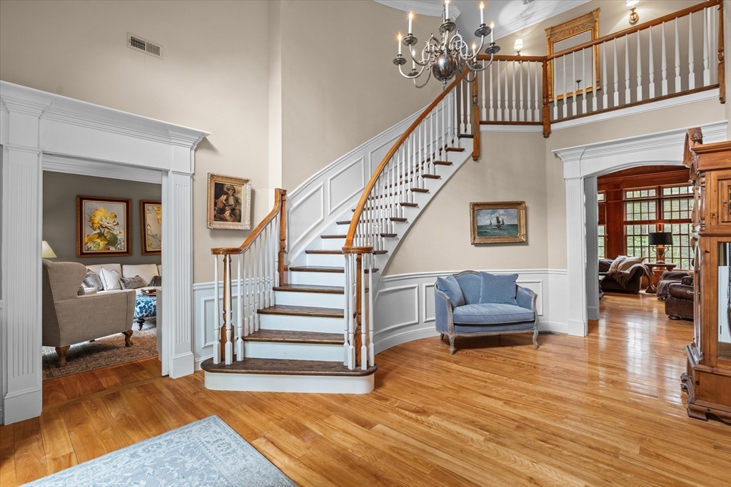 111 Elm St