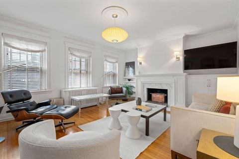 250 Commonwealth Ave 11 Boston MA 02116