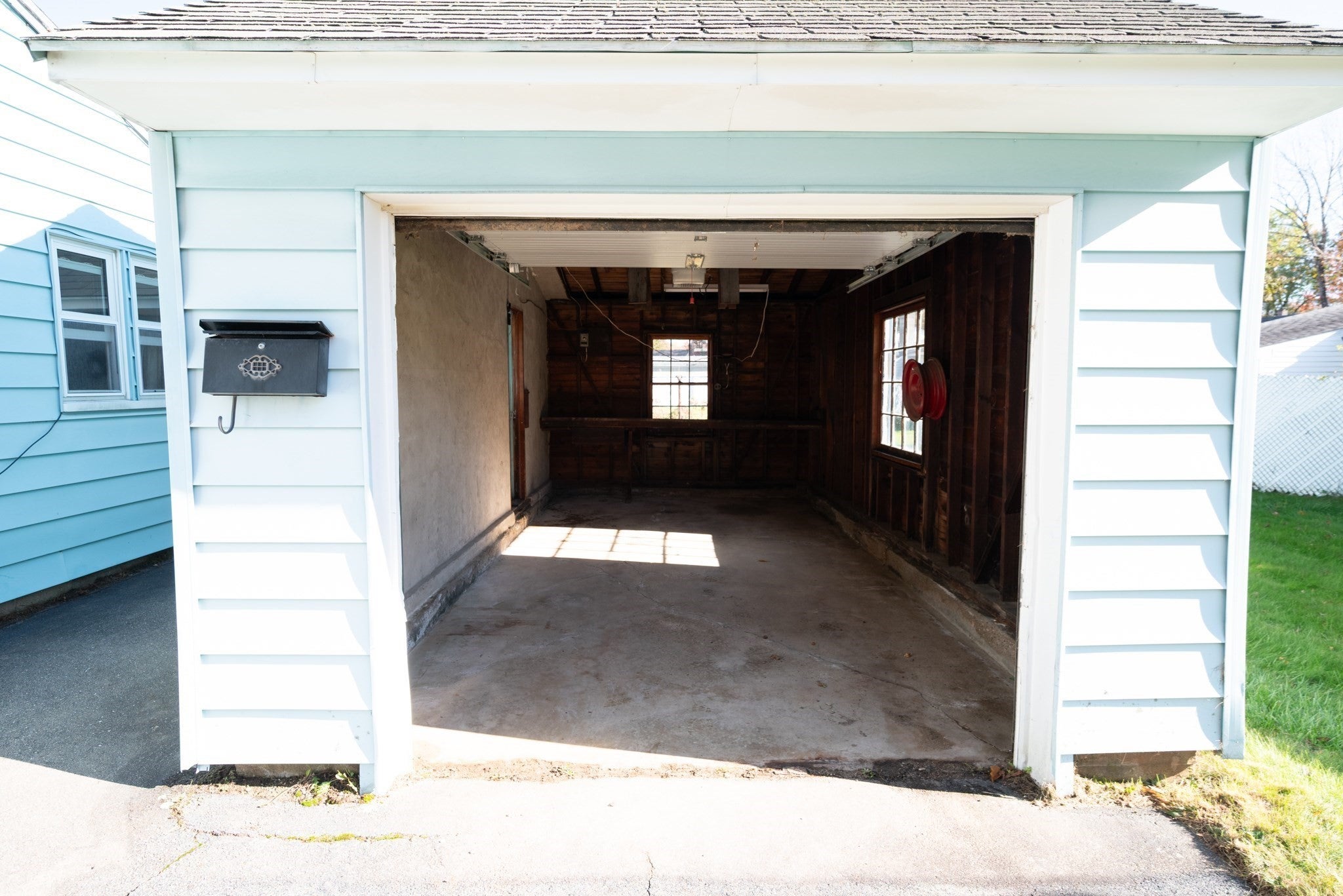 13 Montvale Rd