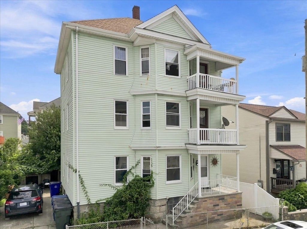 121 Almy St, Fall River, MA, 121 Almy St, Fall River, MA Photo #2