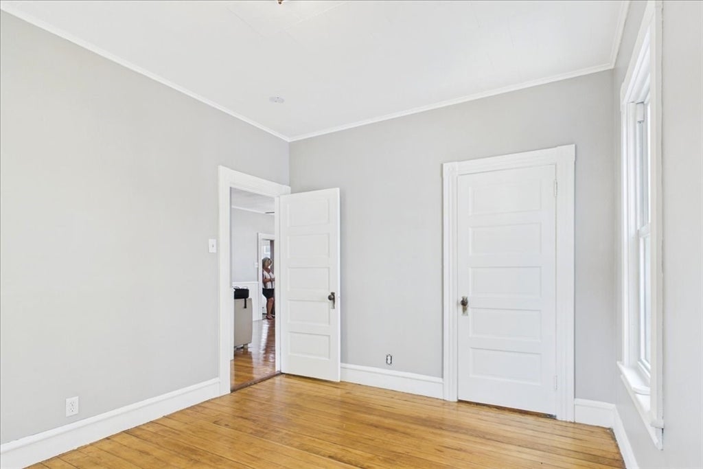 121 Almy St, Fall River, MA, 121 Almy St, Fall River, MA Photo #12