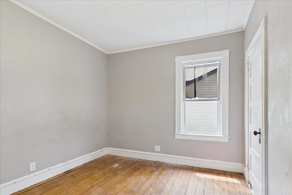 121 Almy St, Fall River, MA, 121 Almy St, Fall River, MA Photo #22