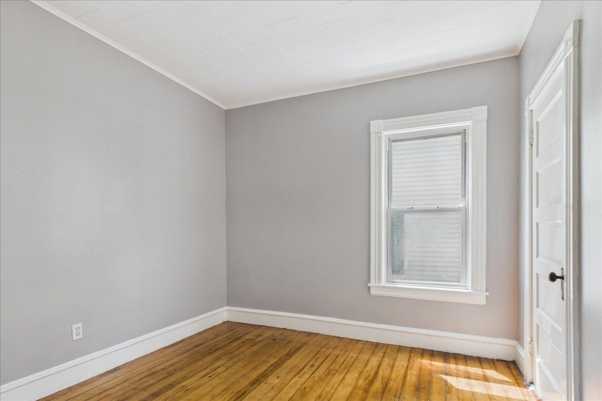 121 Almy St, Fall River, MA, 121 Almy St, Fall River, MA Photo #9