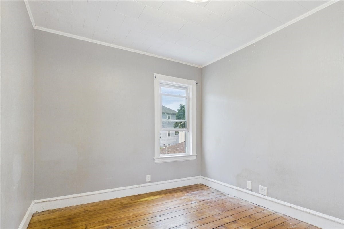 121 Almy St, Fall River, MA, 121 Almy St, Fall River, MA Photo #25