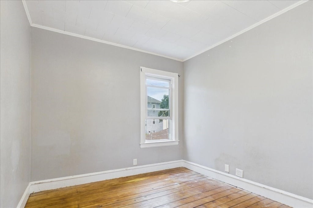 121 Almy St, Fall River, MA, 121 Almy St, Fall River, MA Photo #25
