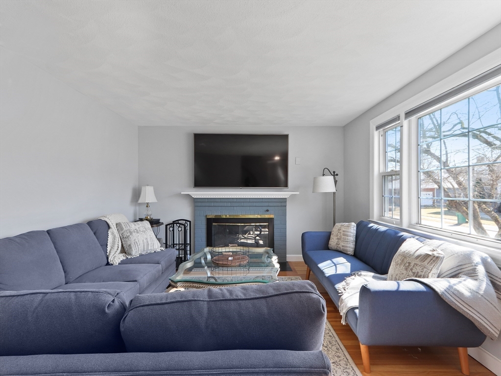 45 Redwood Drive