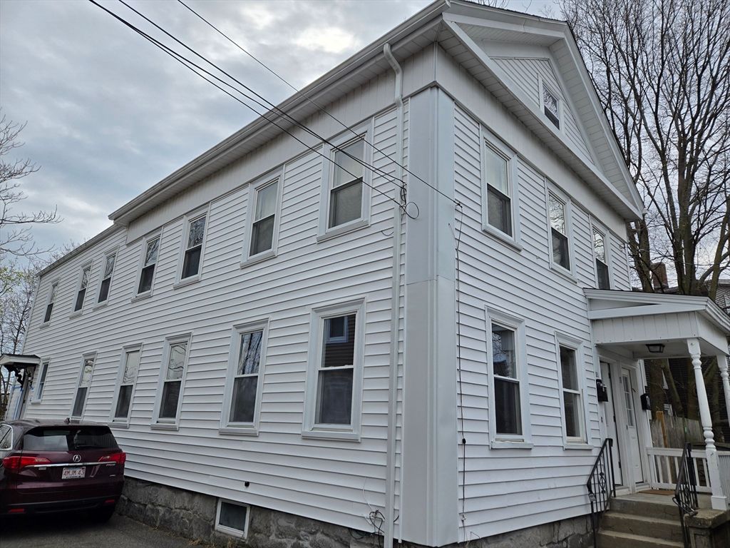 Photo of 11 Mount Pleasant St #1, Waltham, MA 02452 (MLS # 73504334)