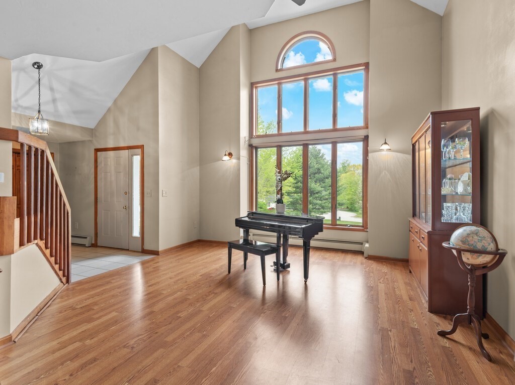 29 W Applewood Dr