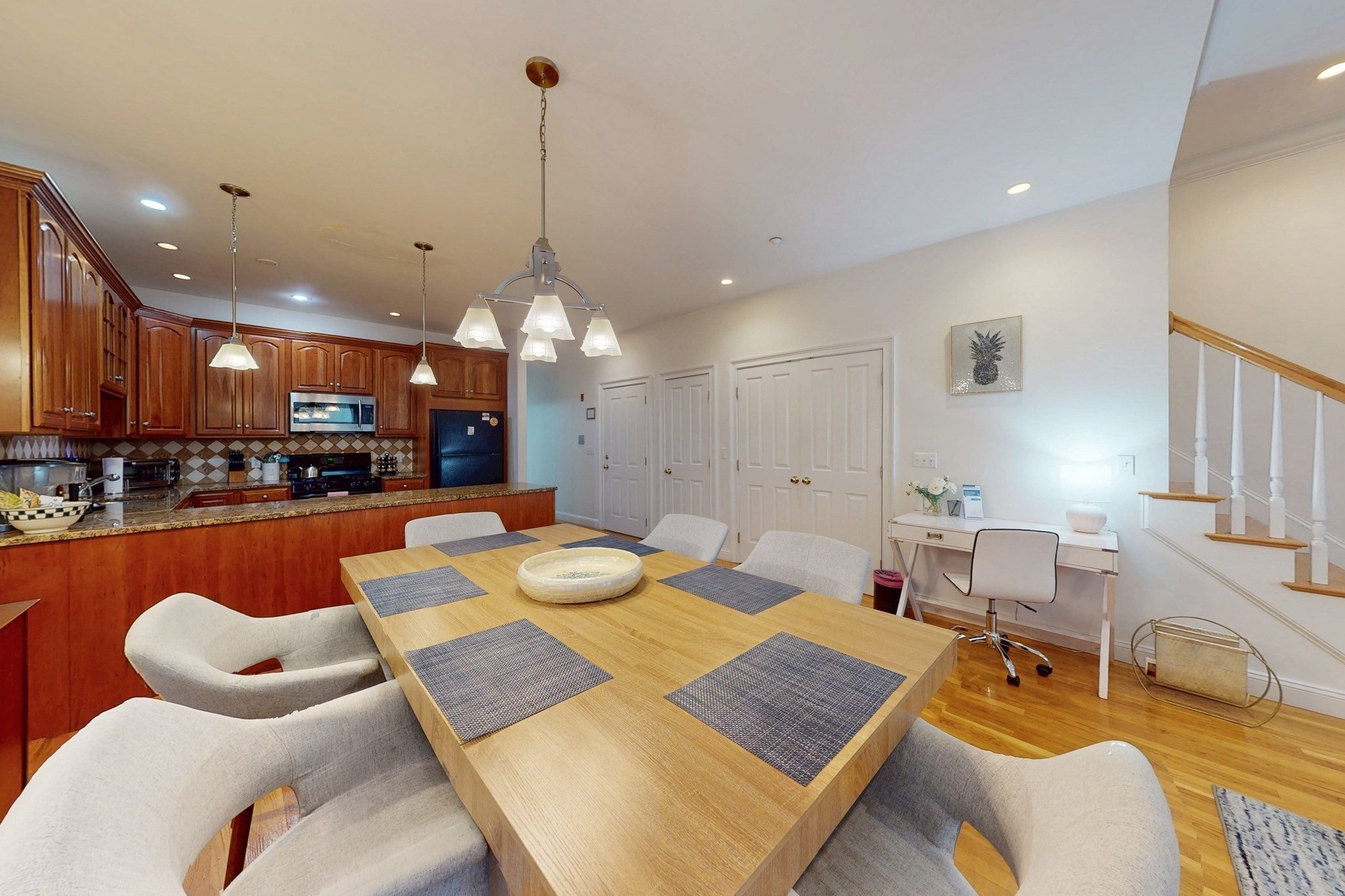2 Harvard Square 2Furnished
