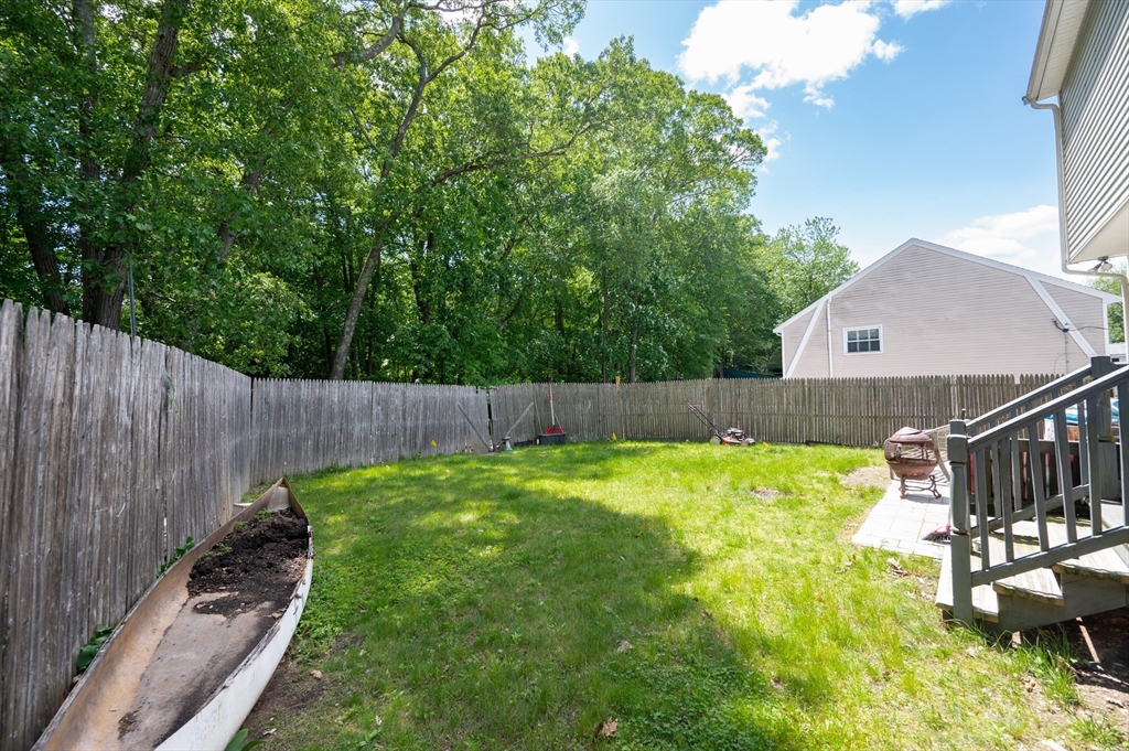 Wrentham, Massachusetts 02093, United States, 2 Bedrooms Bedrooms, ,3 BathroomsBathrooms,Residential,Active,145926