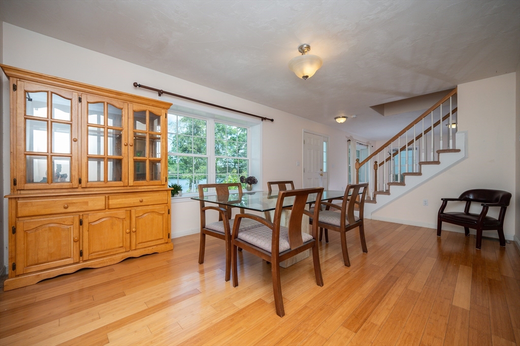 Wrentham, Massachusetts 02093, United States, 2 Bedrooms Bedrooms, ,3 BathroomsBathrooms,Residential,Active,145926