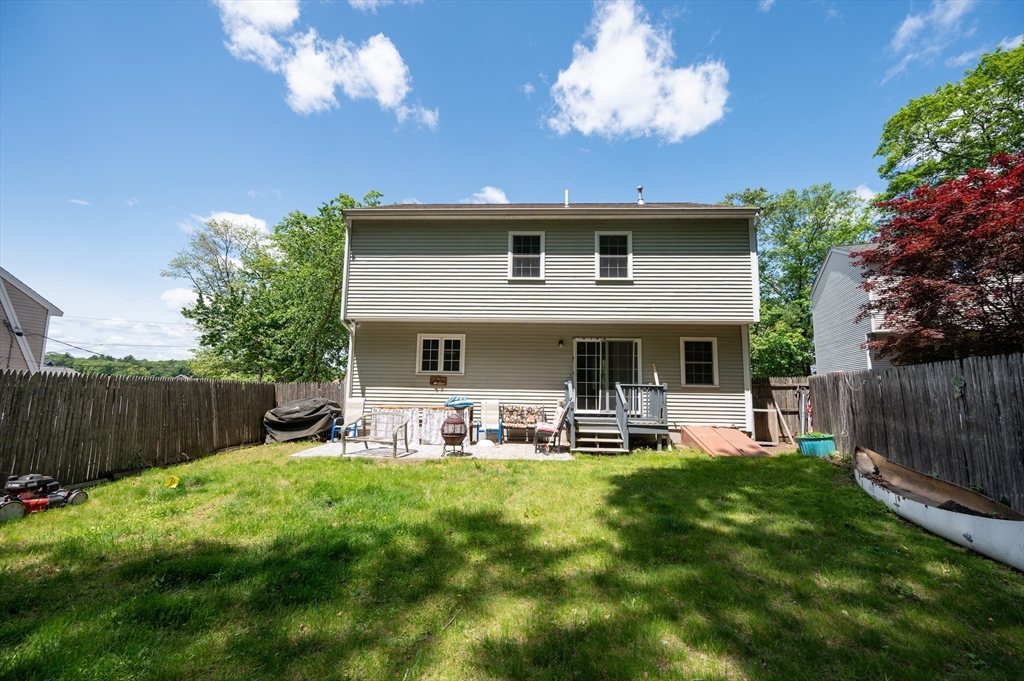 Wrentham, Massachusetts 02093, United States, 2 Bedrooms Bedrooms, ,3 BathroomsBathrooms,Residential,Active,145926