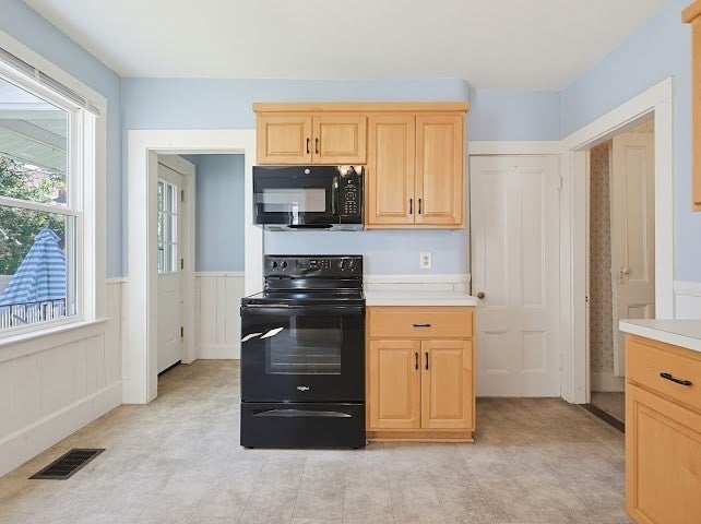 57 Bancroft Park #57, Hopedale, MA Photo #16
